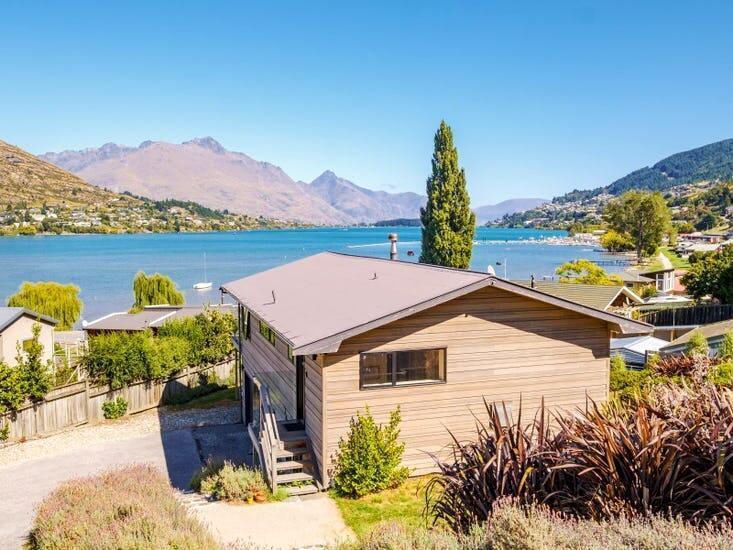 Pencarrow Lakeside Apartment Distretto di Distretto di Queenstown Esterno foto
