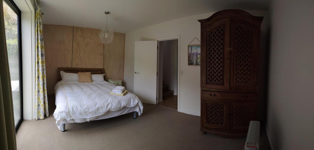 Pencarrow Lakeside Apartment Distretto di Distretto di Queenstown Esterno foto